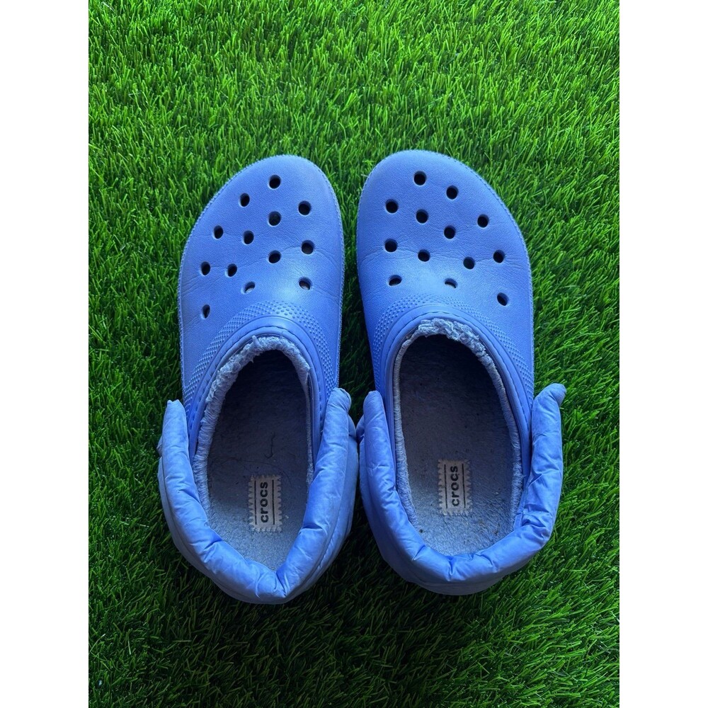 Crocs Classic Lined Neo Puff Clogs sz 10
